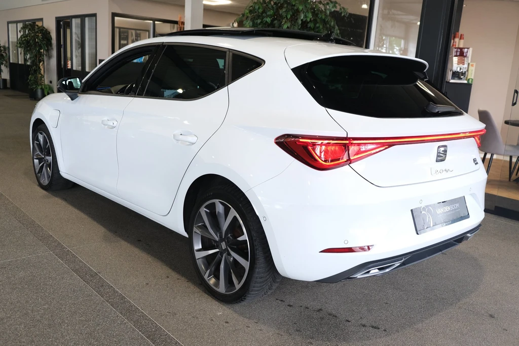 SEAT Leon – foto 7