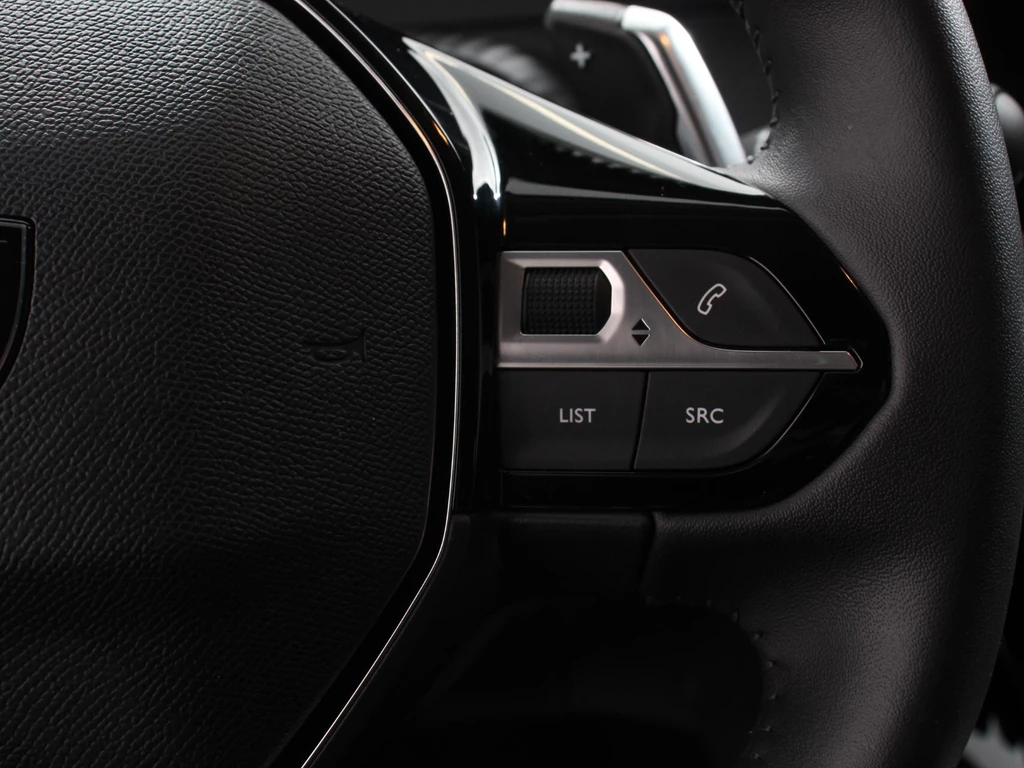Peugeot 208 – foto 19