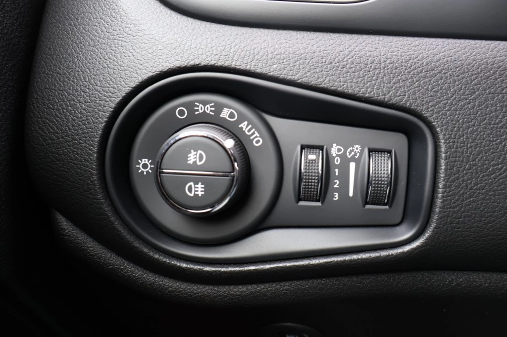 Jeep Renegade – foto 37