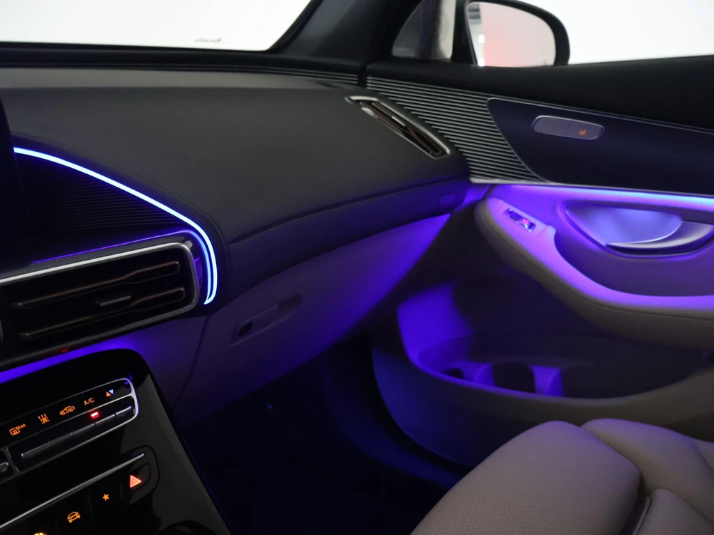 Mercedes-Benz EQC – foto 17