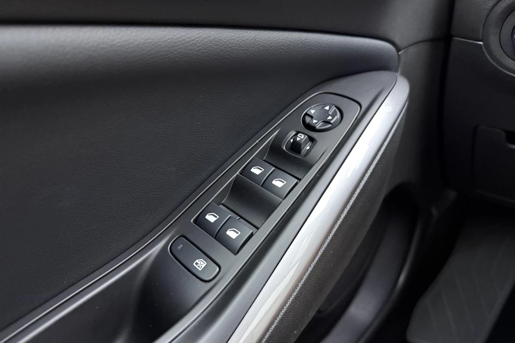 Opel Grandland – foto 19