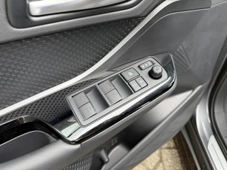 Toyota C-HR – thumbnail 15