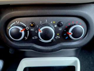 Renault Twingo – thumbnail 27