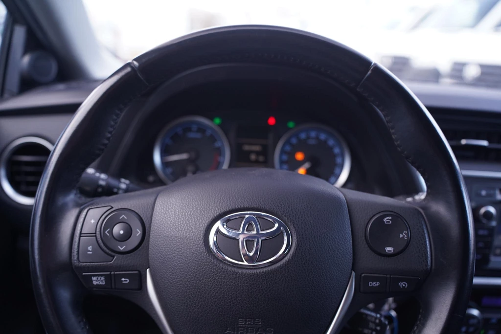 Toyota Auris – foto 14