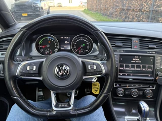Volkswagen Golf – thumbnail 20