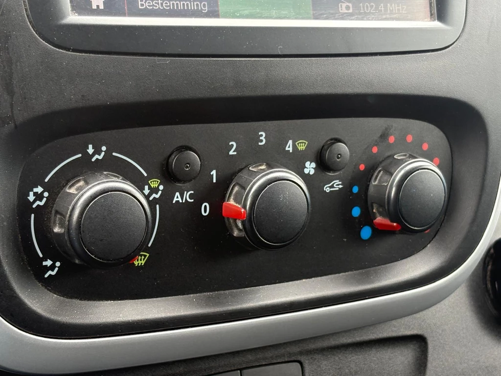 Renault Trafic – foto 15