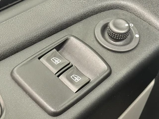 Renault Trafic – thumbnail 36