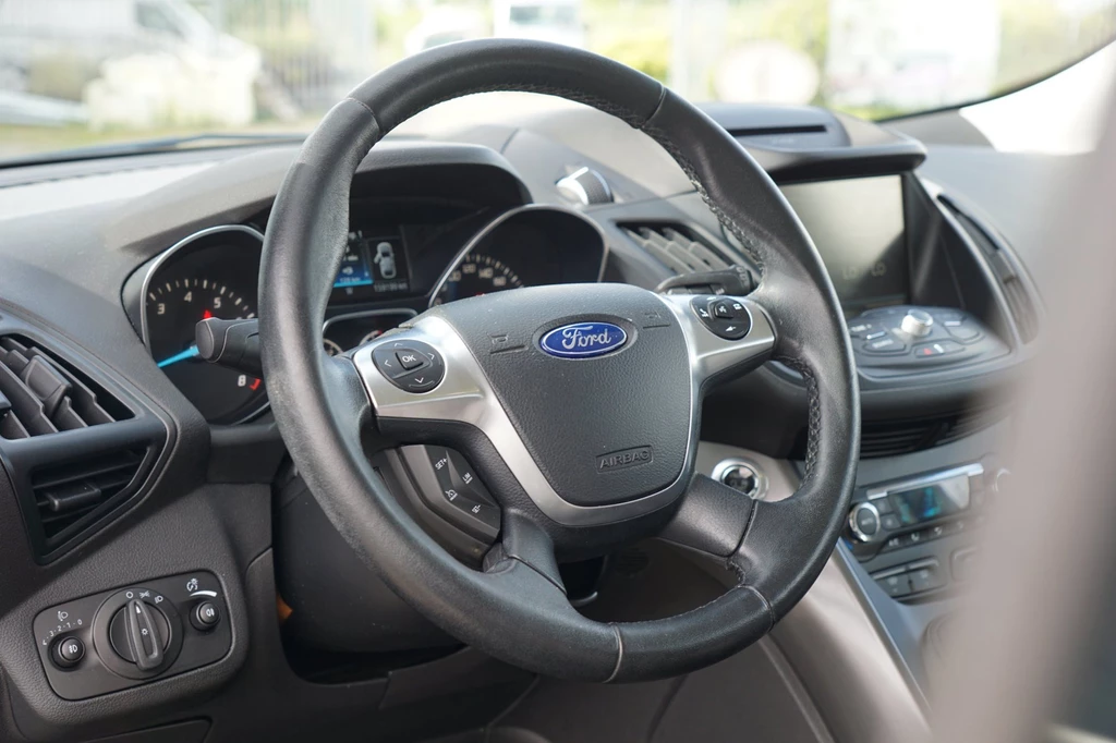 Ford Kuga – foto 8