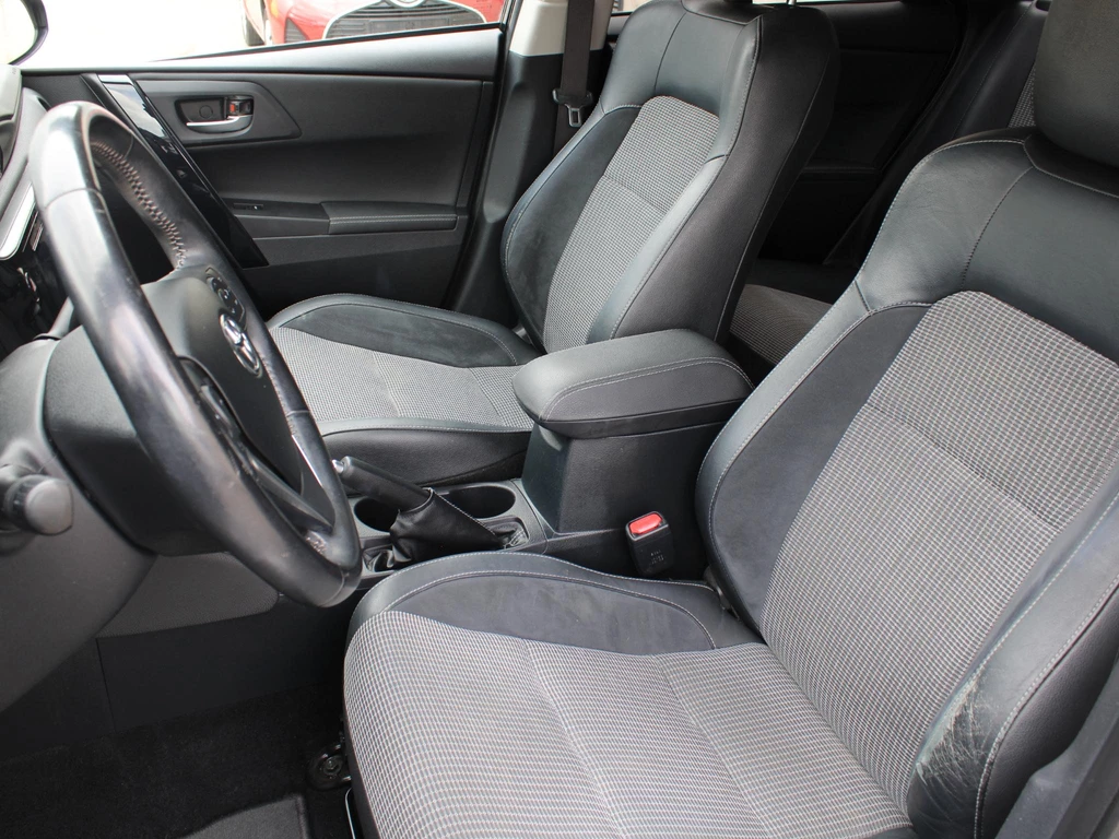 Toyota Auris – foto 9