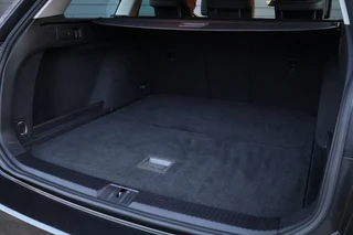 Volkswagen Passat – thumbnail 22