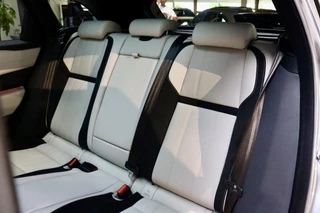 Land Rover Range Rover Velar – thumbnail 15