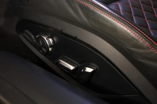 Audi R8 – thumbnail 28