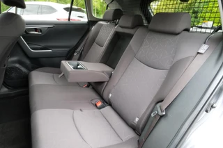 Toyota RAV4 – thumbnail 10