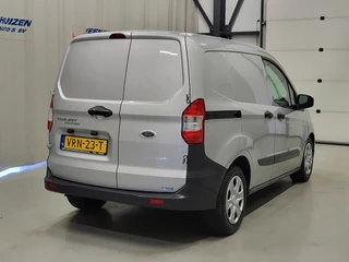 Ford Transit Courier – thumbnail 5