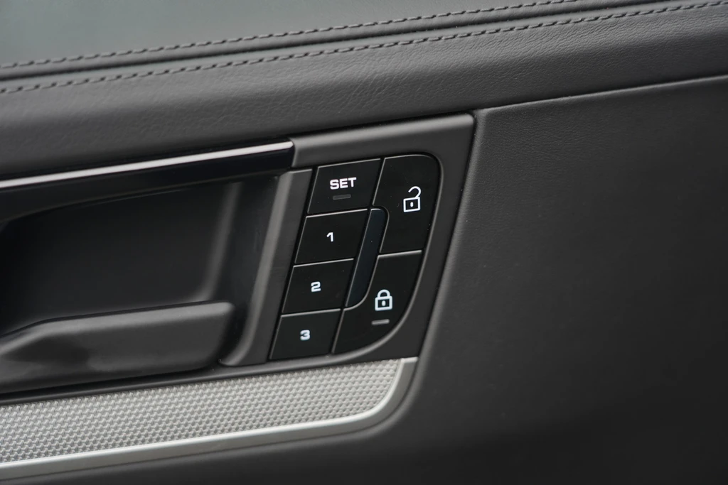 Porsche Cayenne – foto 25