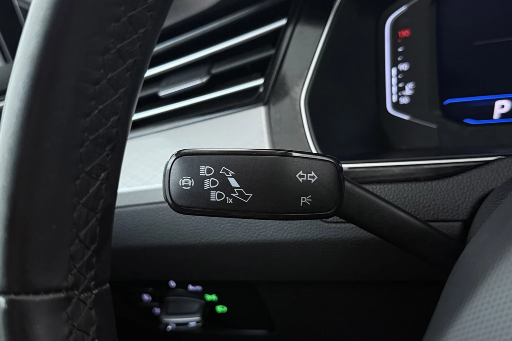 Volkswagen Passat – foto 37