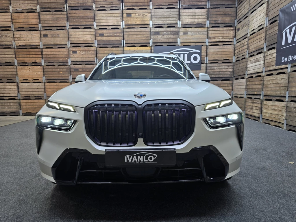 BMW X7 – foto 7