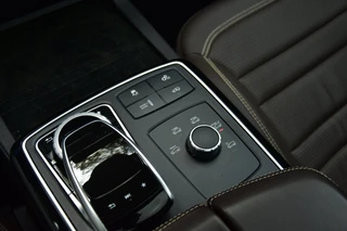 Mercedes-Benz GLE – thumbnail 25