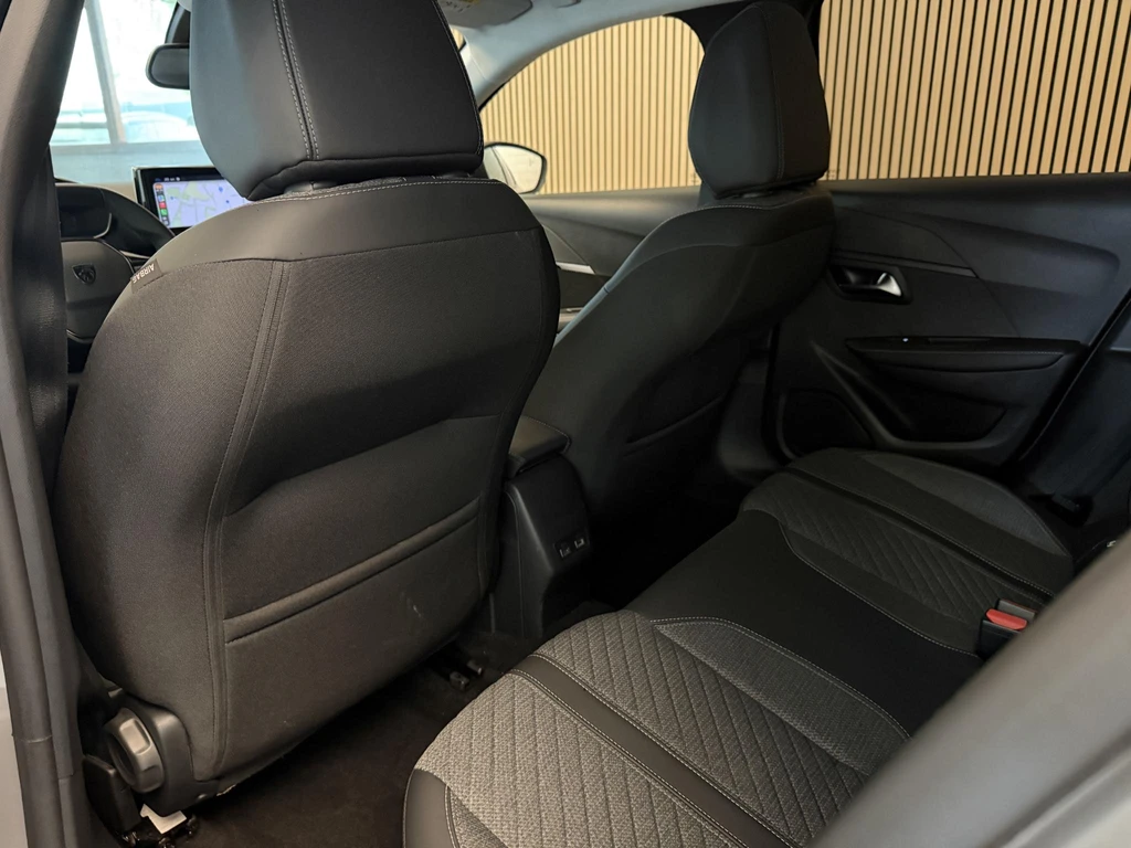 Peugeot 208 – foto 31