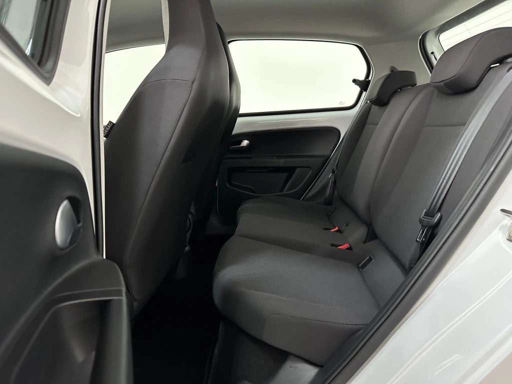 Volkswagen up! – foto 31