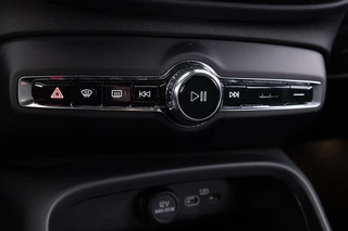 Volvo EX40 – thumbnail 21