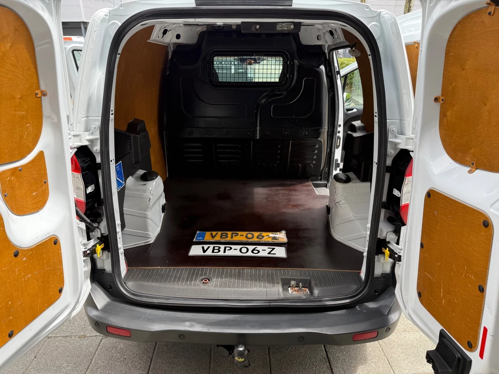 Ford Transit Courier – foto 24