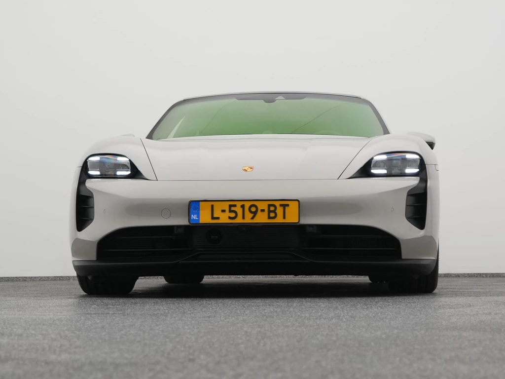 Porsche Taycan – foto 18