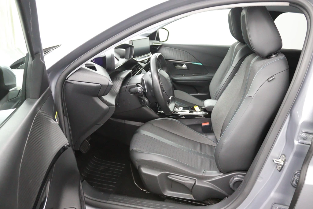 Peugeot 208 – foto 16