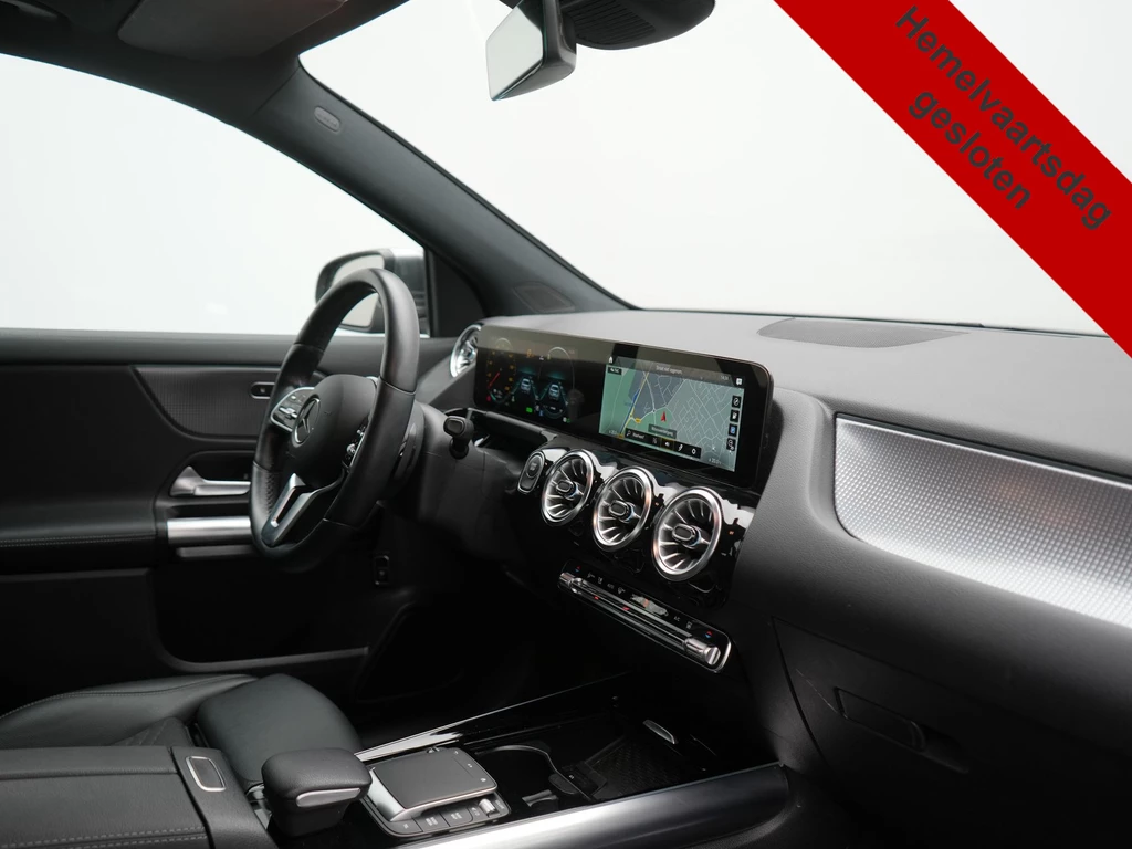 Mercedes-Benz EQA – foto 13