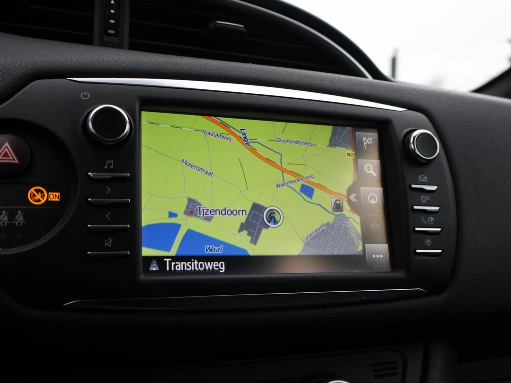 Toyota Yaris – foto 12