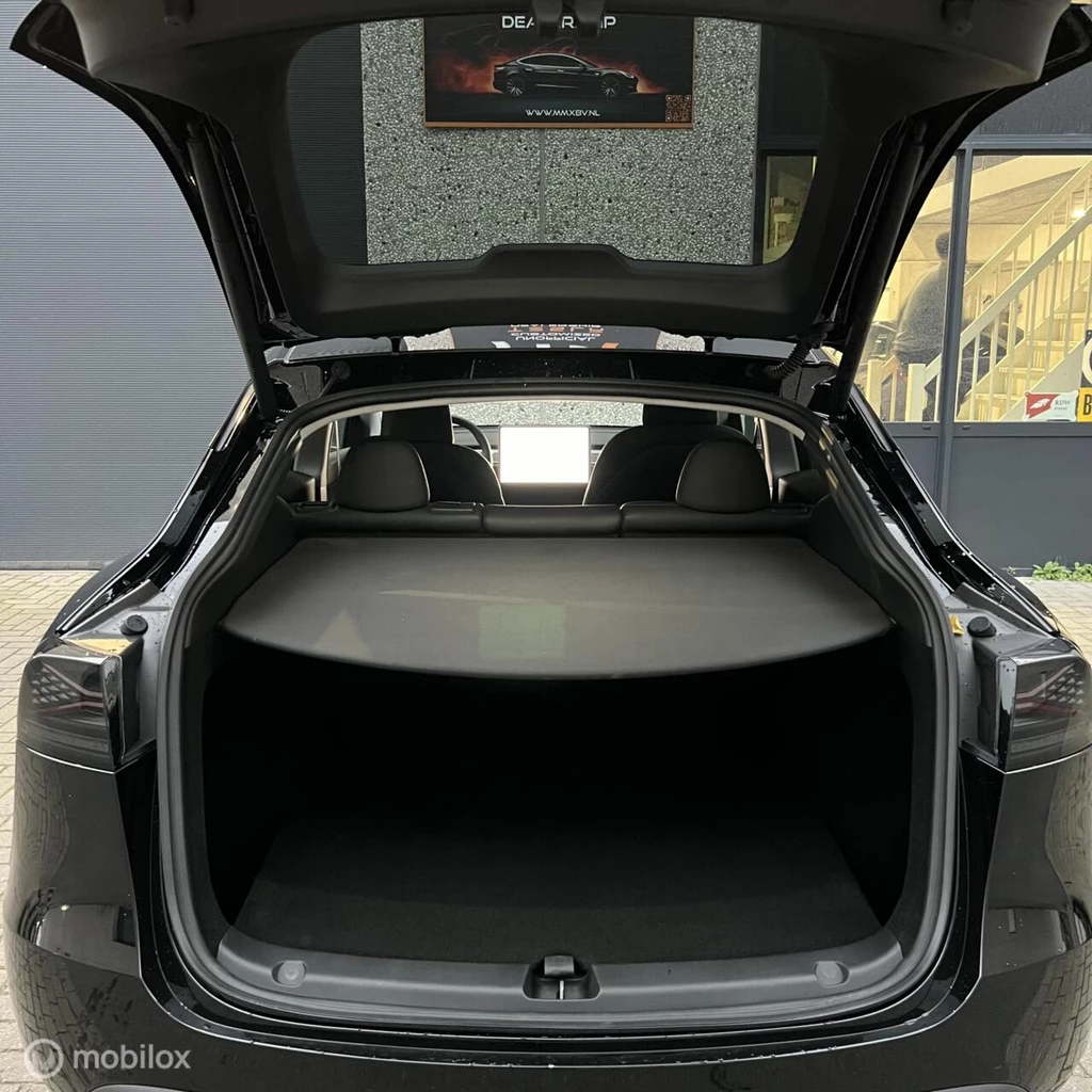 Tesla Model Y – foto 18
