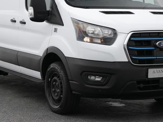 Ford E-Transit – thumbnail 32