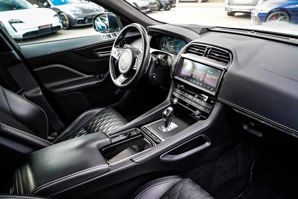 Jaguar F-PACE – foto 71