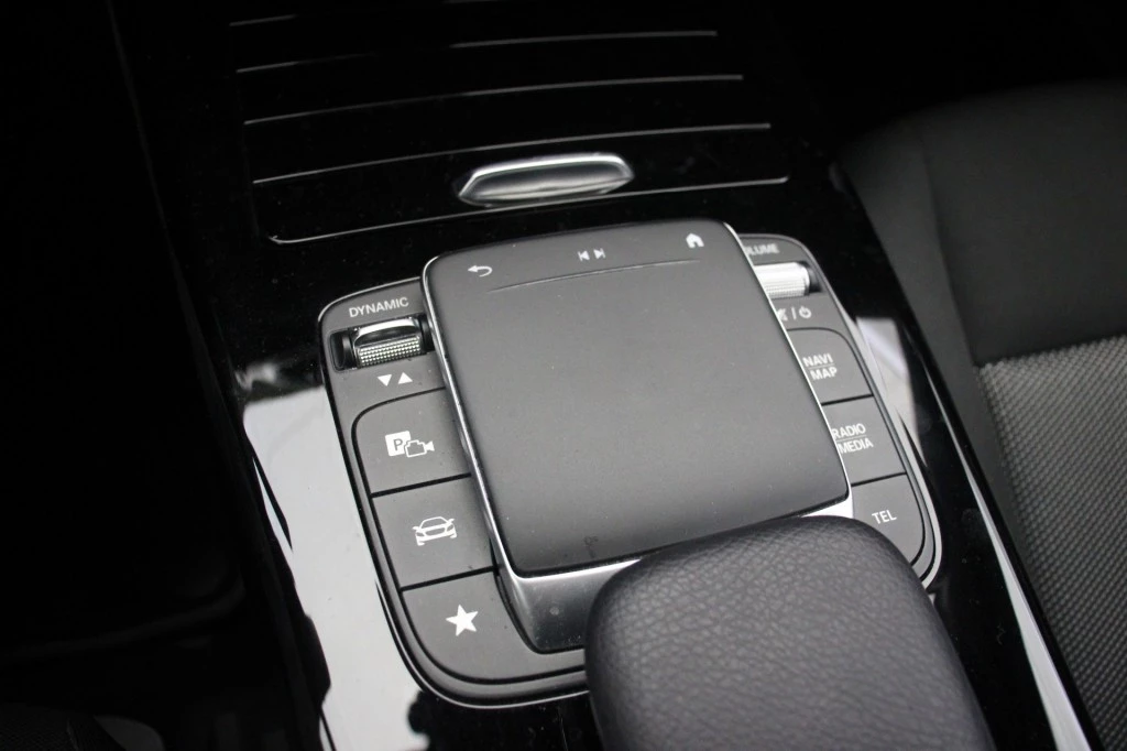 Mercedes-Benz CLA – foto 27