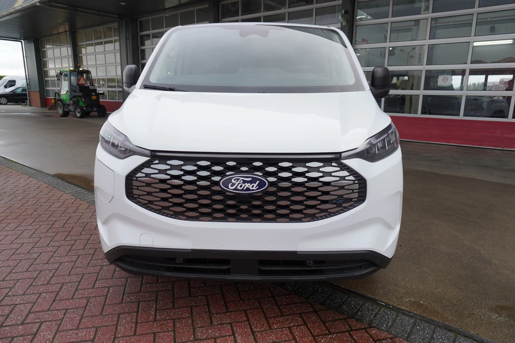 Ford E-Transit – foto 10