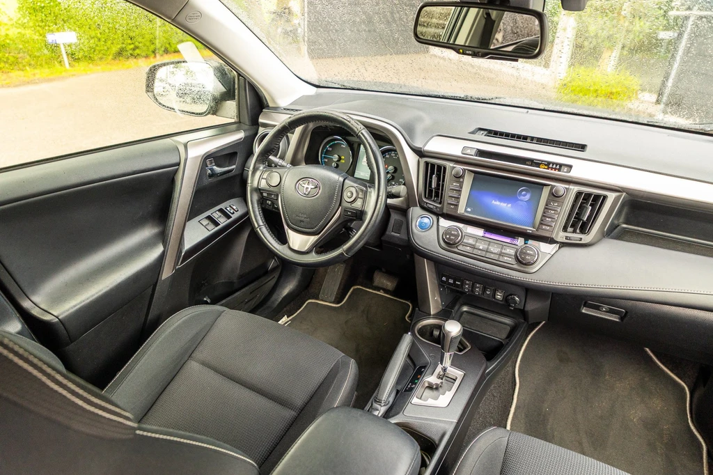 Toyota RAV4 – foto 11