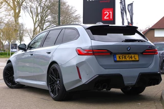 BMW M5 – thumbnail 9