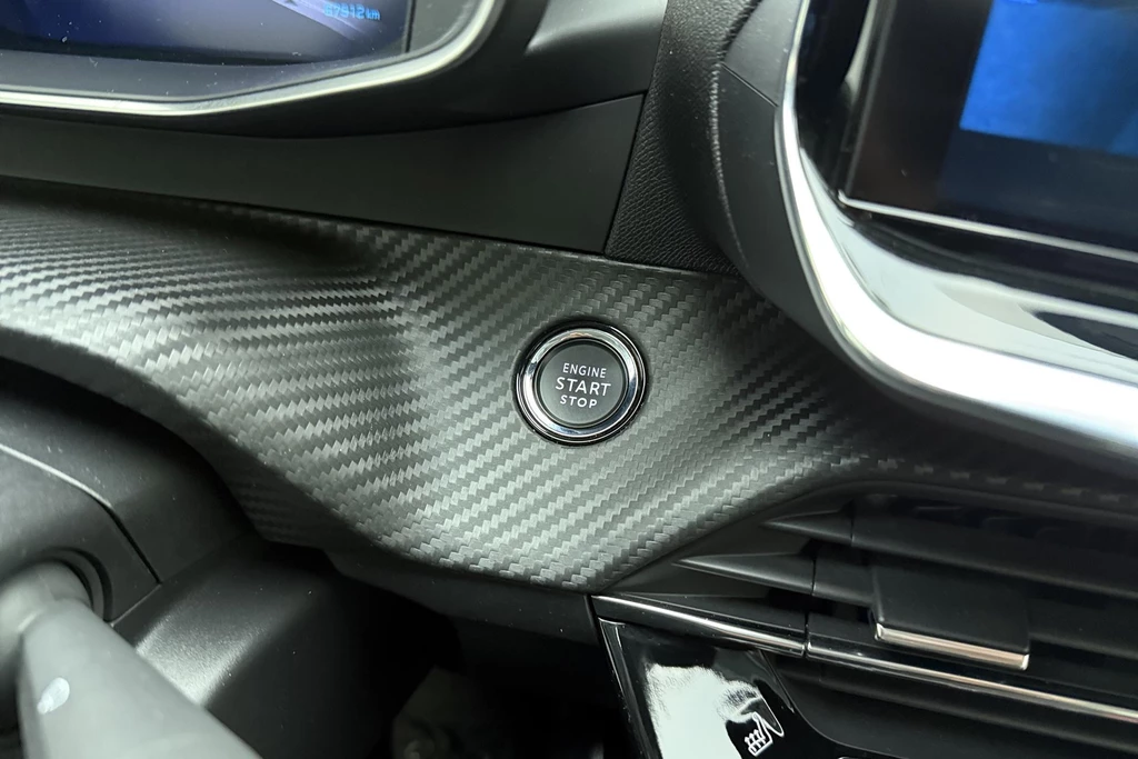 Peugeot 208 – foto 24