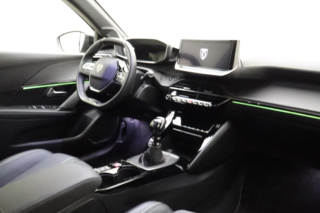 Peugeot 208 – foto 10
