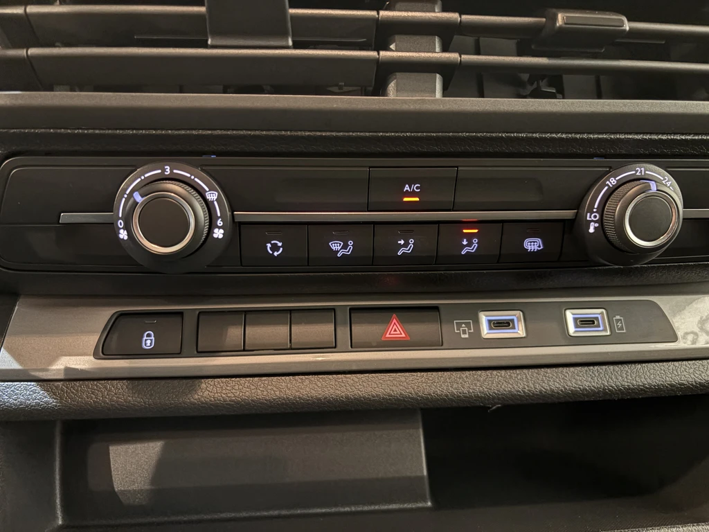 Opel Vivaro – foto 15