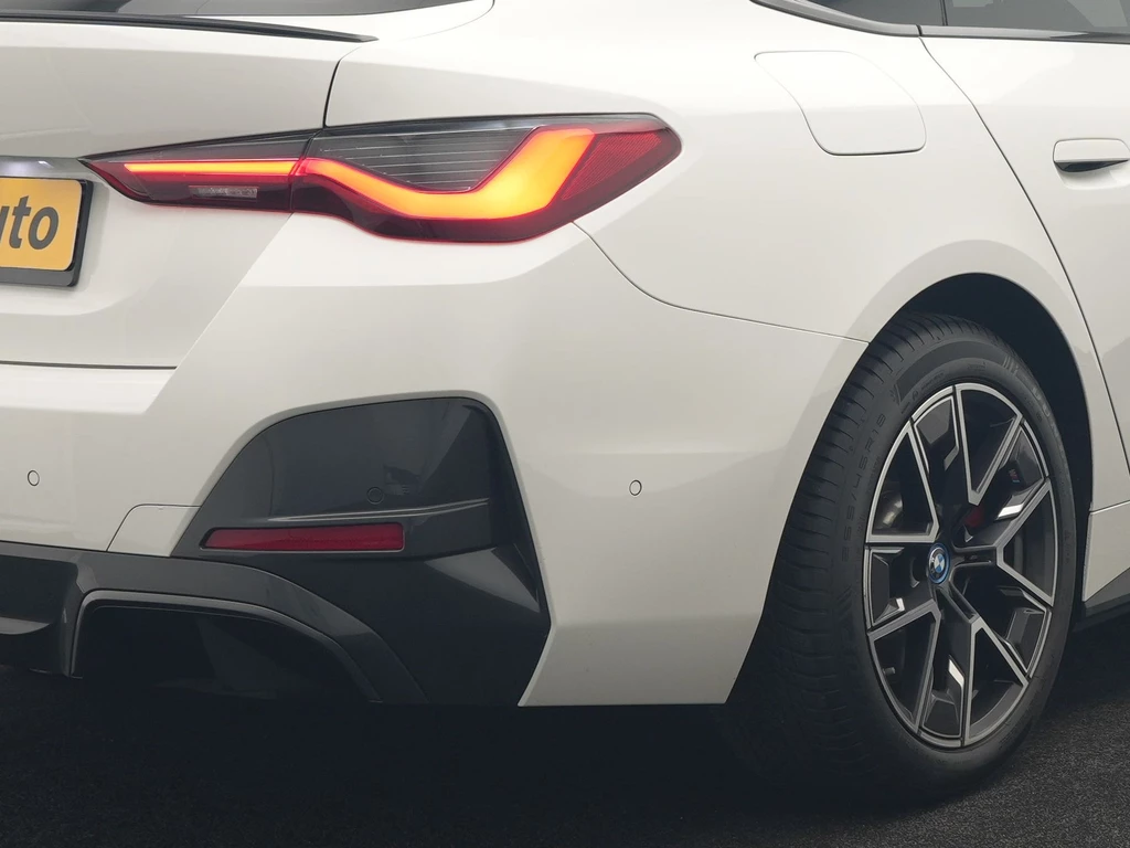 BMW i4 – foto 29