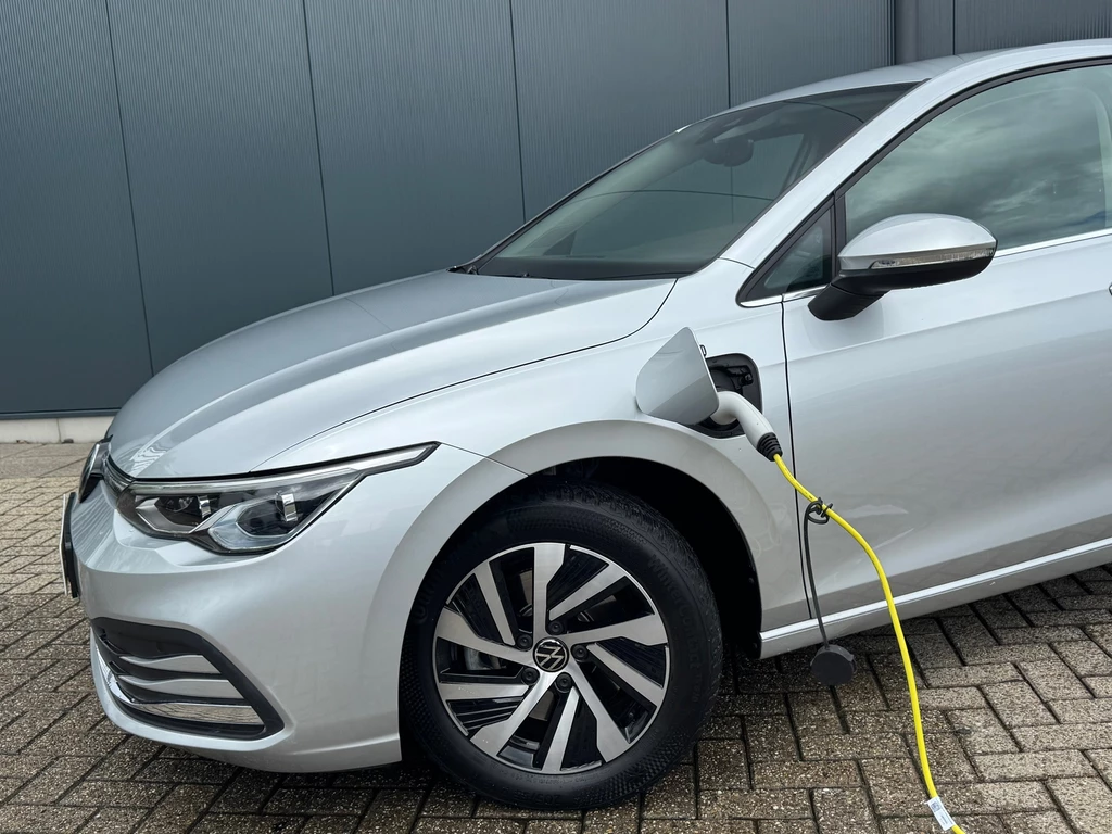 Volkswagen Golf – foto 2