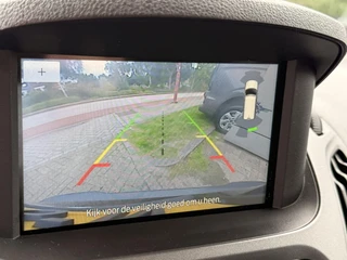 Ford Transit Courier – thumbnail 13