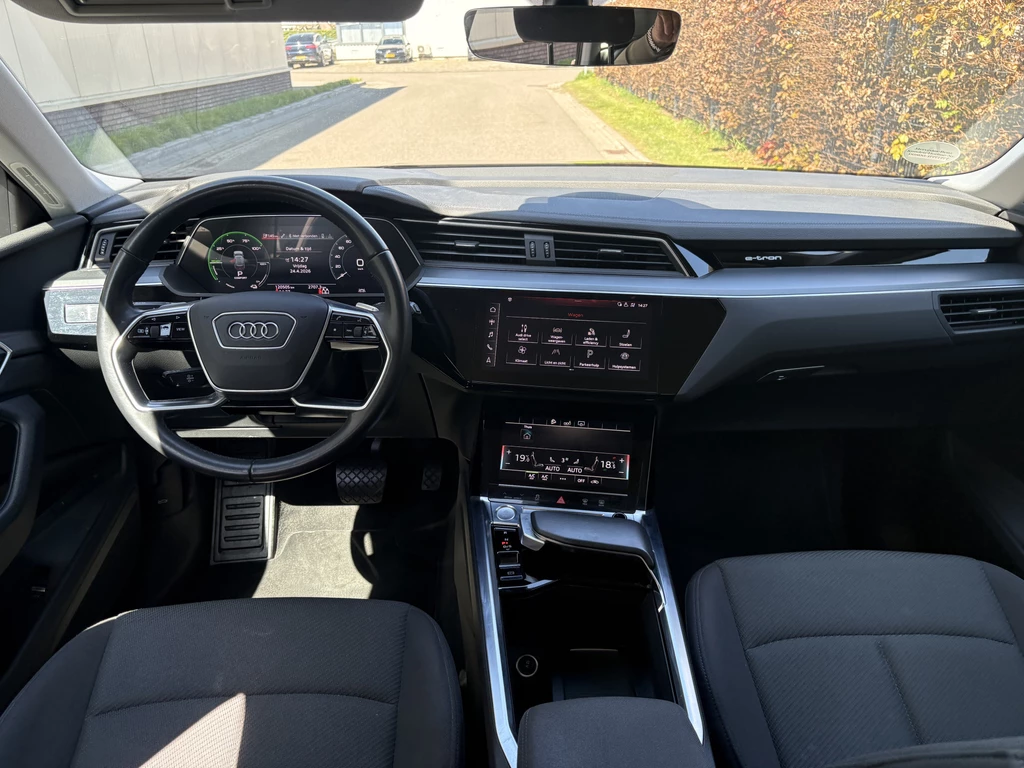 Audi e-tron – foto 10