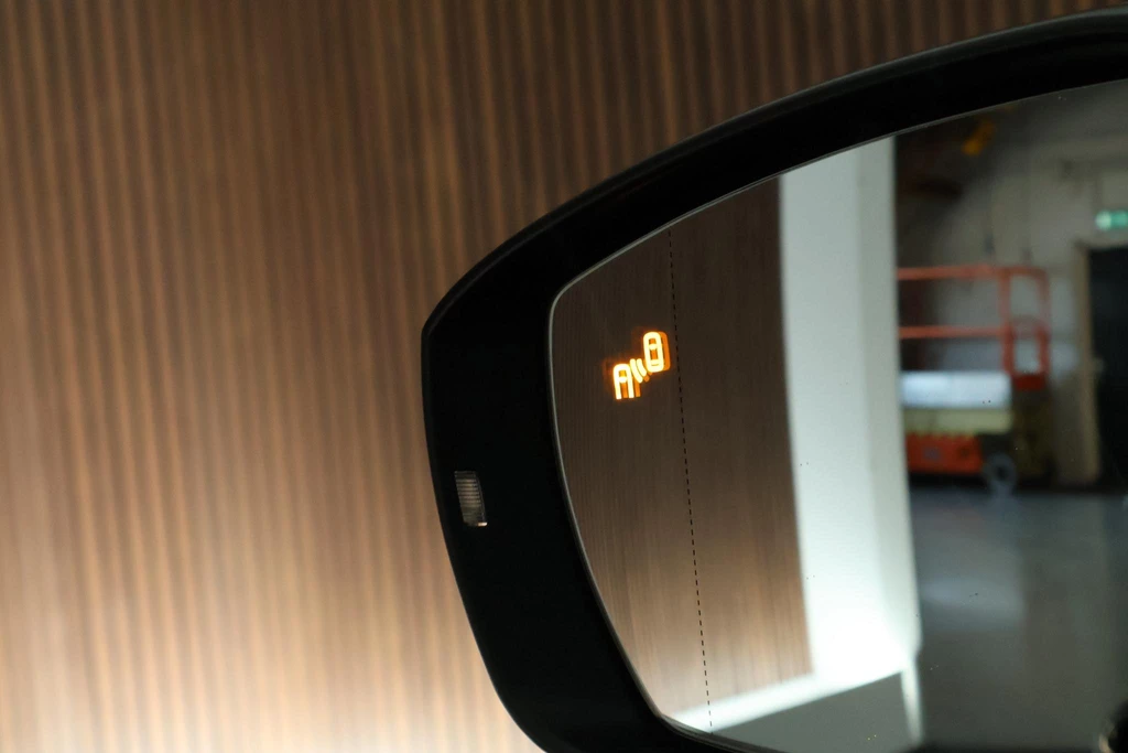 Volkswagen T-Roc – foto 10