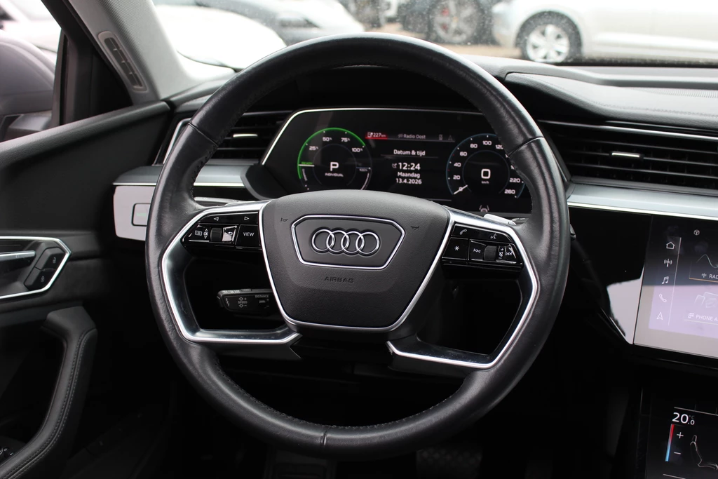 Audi e-tron – foto 20