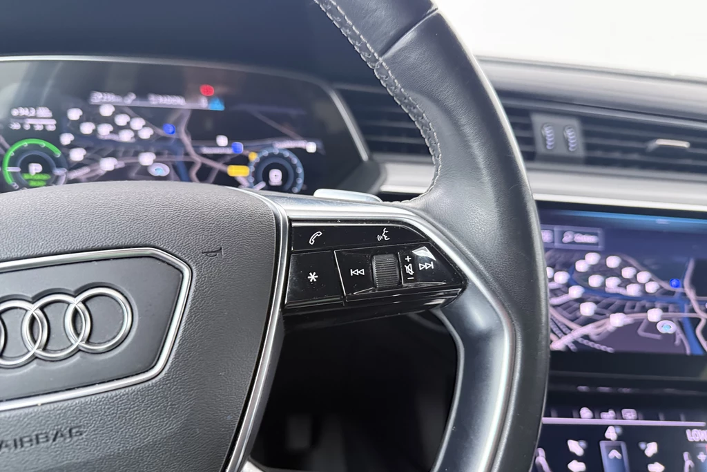 Audi e-tron – foto 19