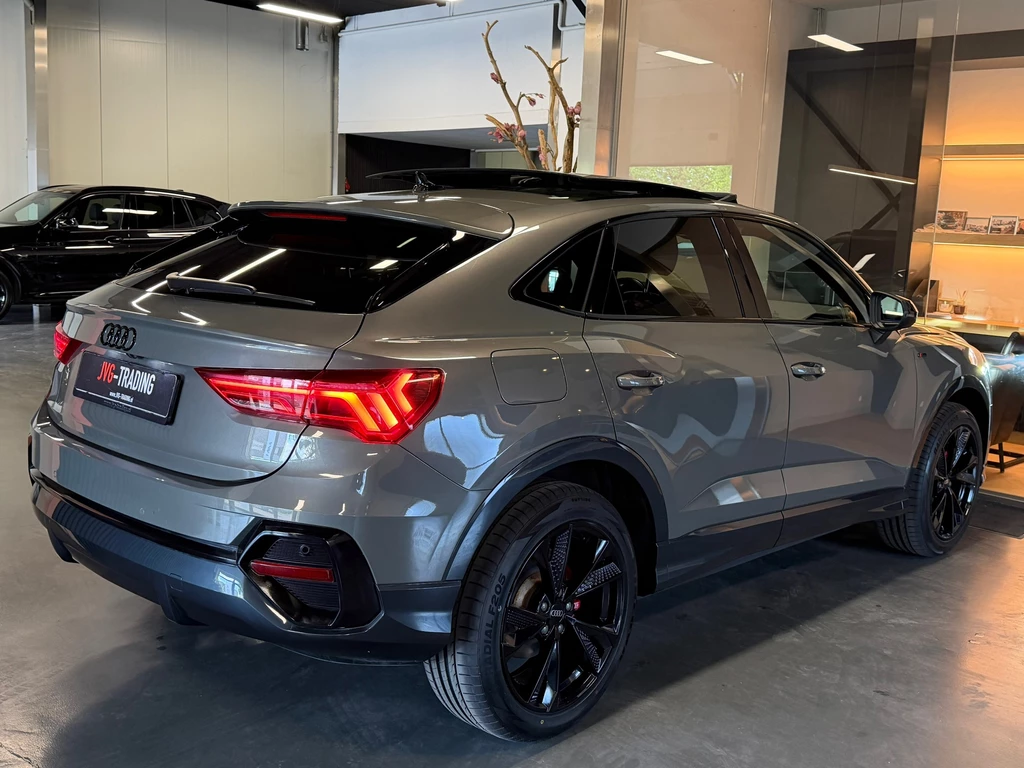 Audi Q3 – foto 11