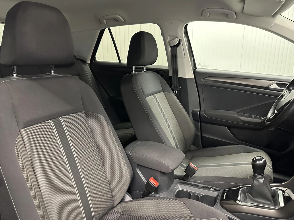 Volkswagen T-Roc – foto 13