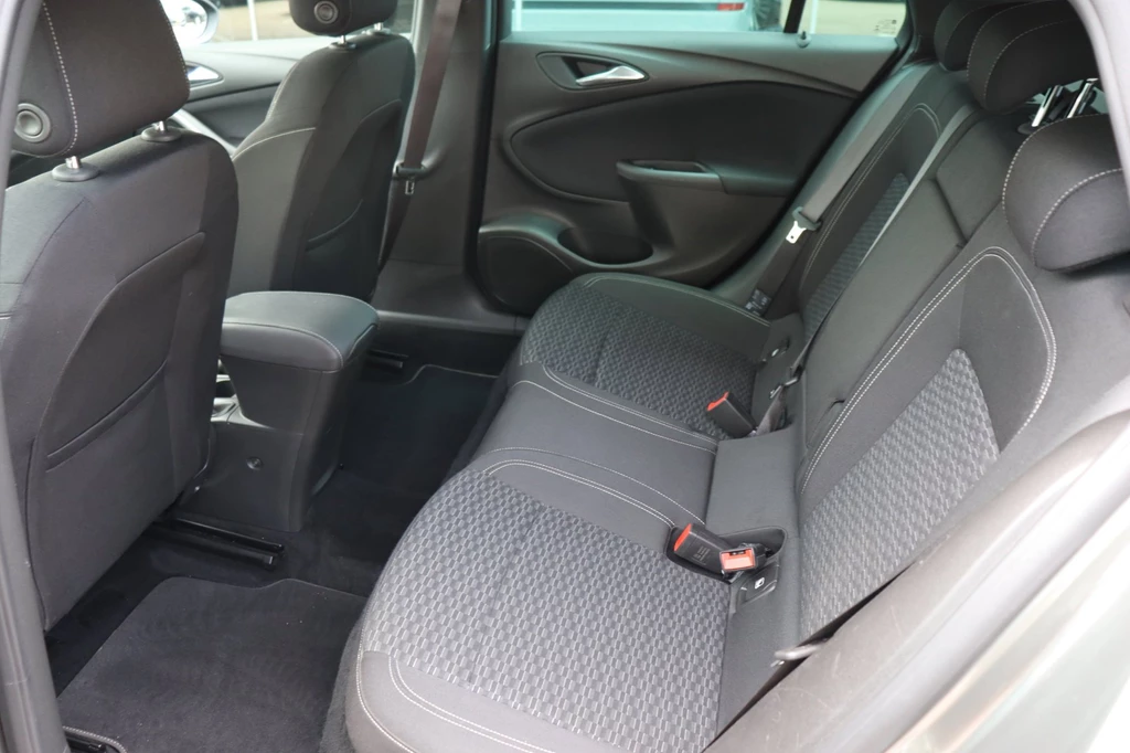 Opel Astra – foto 11